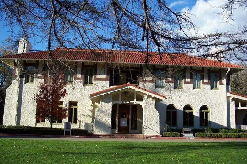 Self Guided Walking Tour in Agnews Historic Park