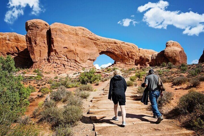 Self Guided Audio Driving Tour in Arches National Park
