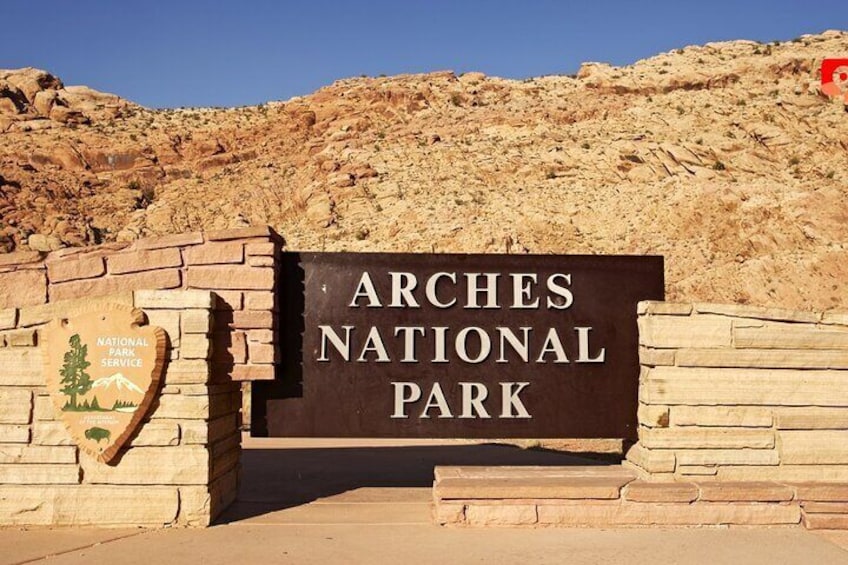 Self Guided Audio Driving Tour in Arches National Park