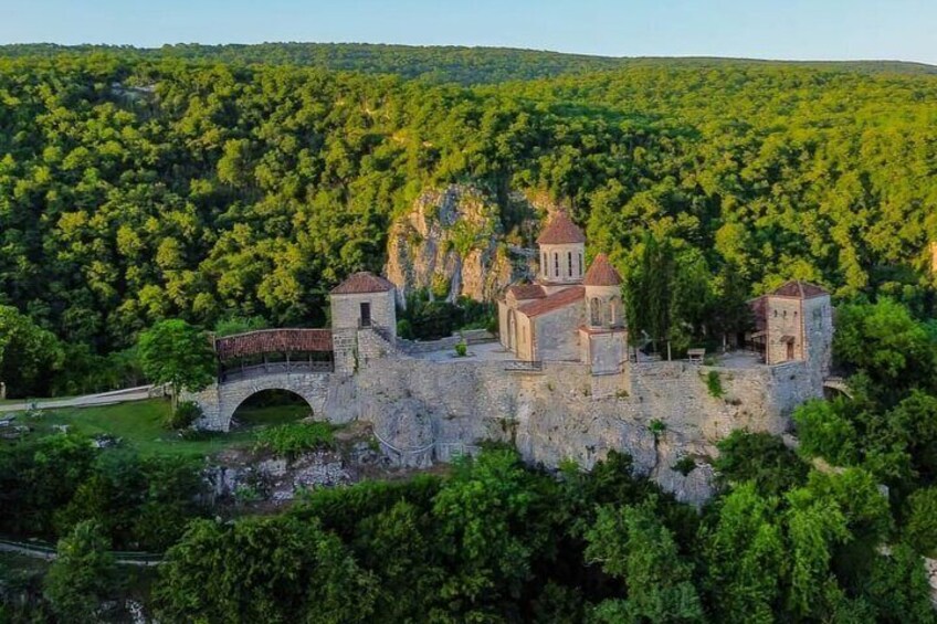 Motsameta monastery