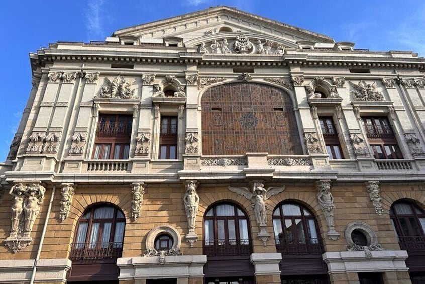 Bilbao Old Town Scavenger Hunt and Sights Self-Guided Activity