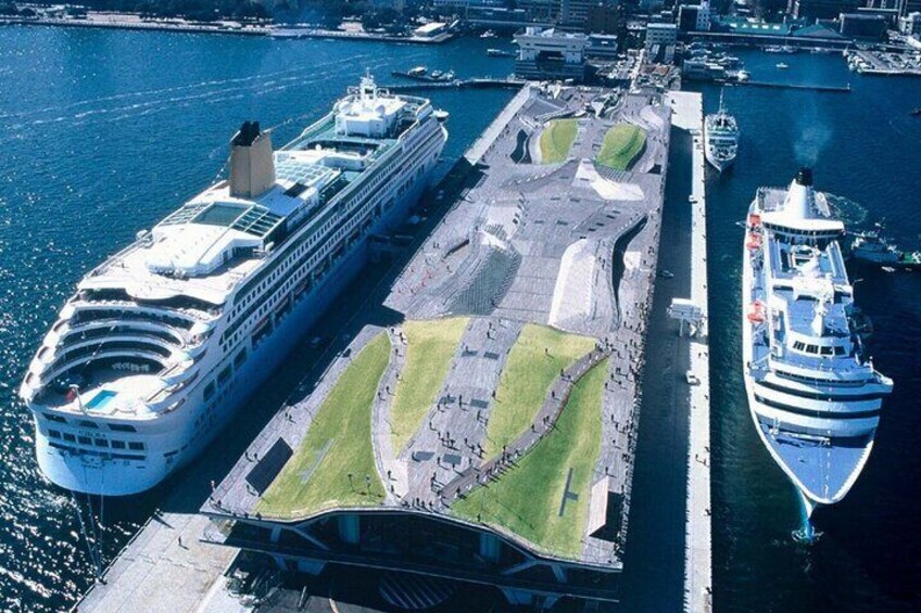 Osanbashi Pier
