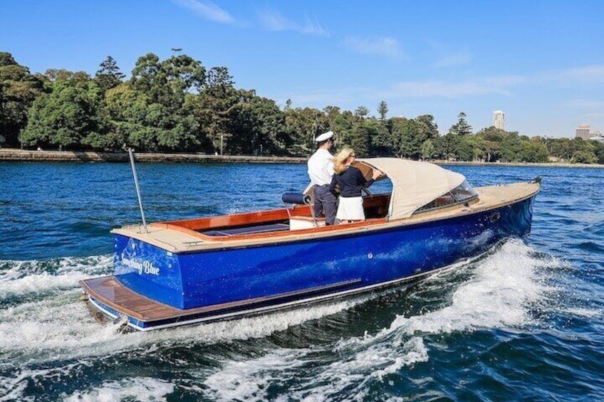 Classic Wooden Speedboat Harbour Cruise Sydney