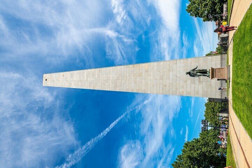 Boston Walking Tour with Boat Cruise and USS Constitution
