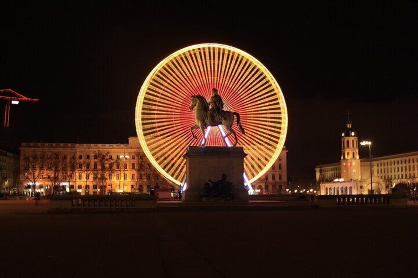 2 hour Private Guided Walking Tour of Lyon in France