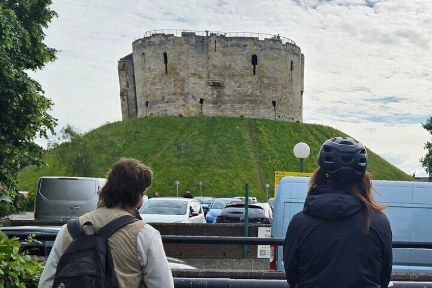 Private eBike Tour in York City