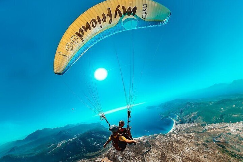 Watch Oludeniz from an altitude of 1800 meters in Babadağ!
