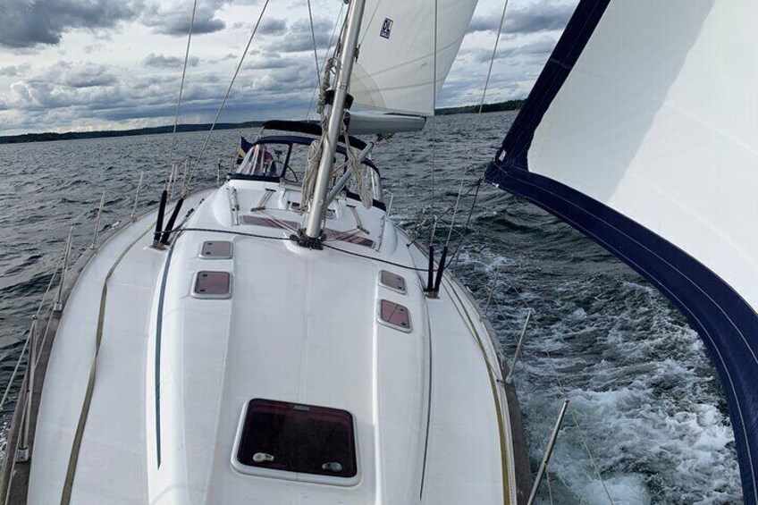 Fast and easy to sail yachts