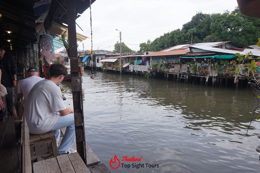 Bangkok Yai Local Canal Tour with Longtail Boat