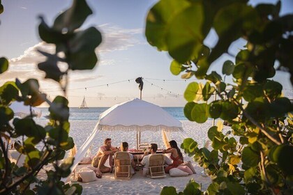 Aruba Eagle Beach Romantic Sunset Picnic in a Luxury Cabana