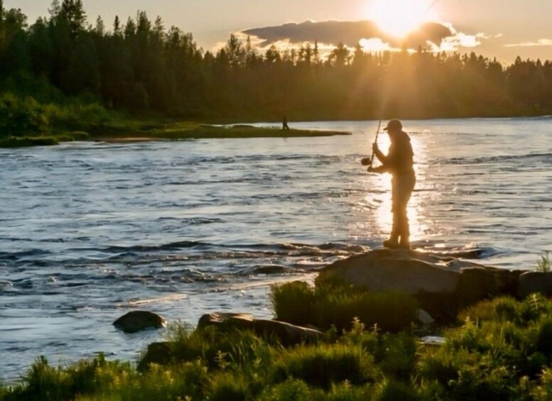 Picture 2 for Activity Rovaniemi: Summer Fishing Tour in Arctic Nature & BBQ