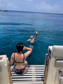 Saint Kitts & Nevis: Snorkel Tour with open Bar