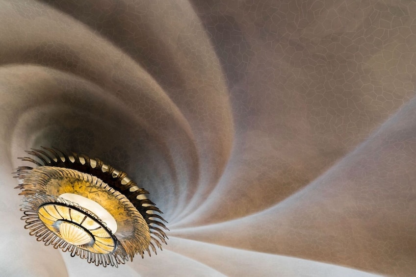 Complete Gaudi Tour: Casa Batlló & Extended Sagrada Familia