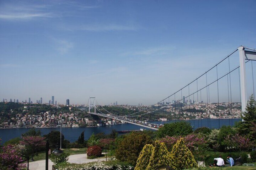 7 Hour Shared Cruise Tour in Istanbul