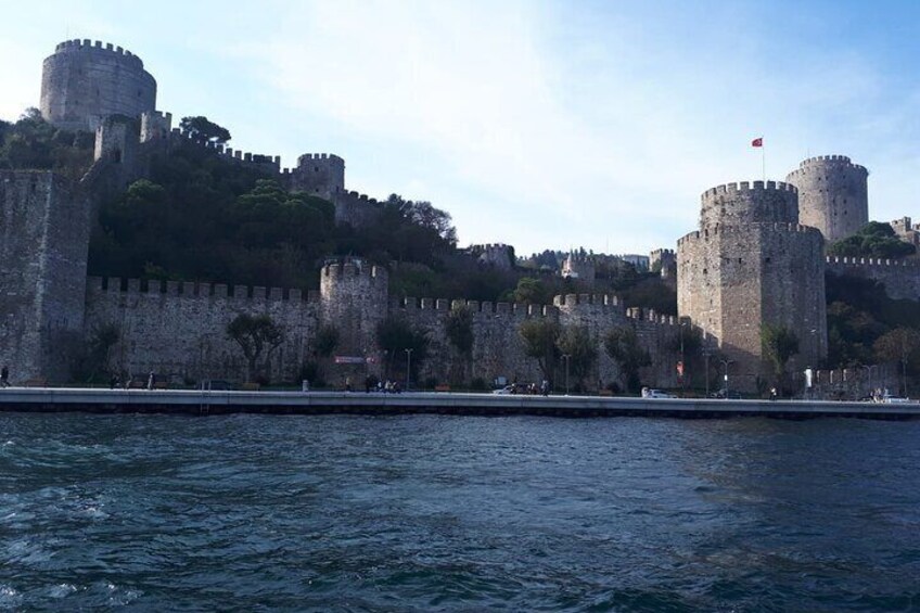 7 Hour Shared Cruise Tour in Istanbul