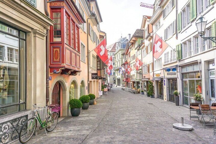 3 Days Zurich Private Customizable Guided Tour