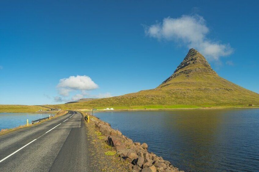 Kirkjufell Mountain