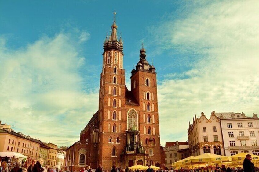 Krakow : Must-See Attractions Private Walking Tour