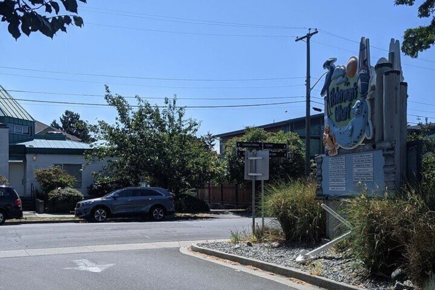 History and Bites of James Bay Audio Guided Walking Tour