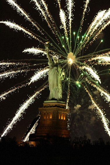 Picture 1 for Activity NYC: New Year's Eve Dinner Cruise with Music and Open Bar