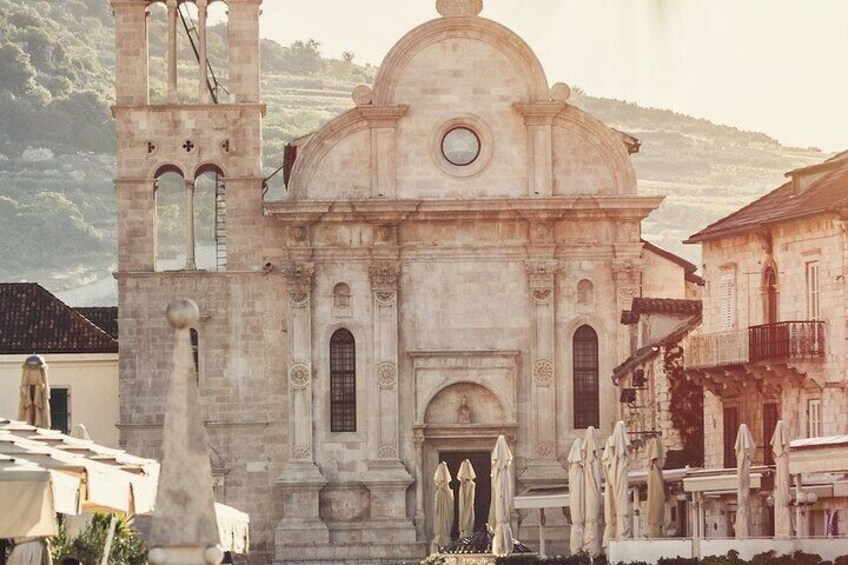 Self-Guided Walking Tour of Hvar’s Historical Old Town