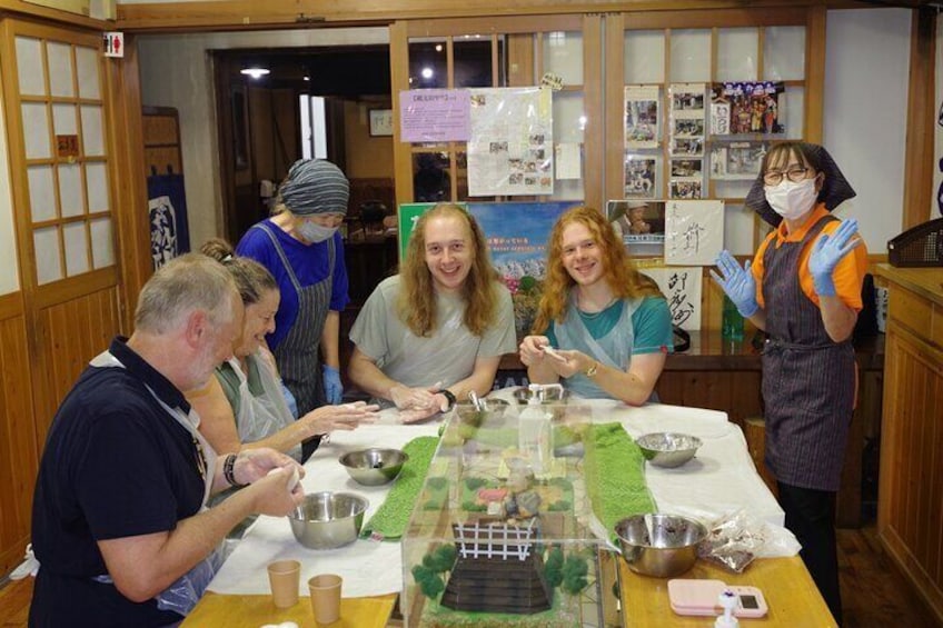 Make Oyaki Dumplings & Walk Around Zenkoji Temple in Nagano