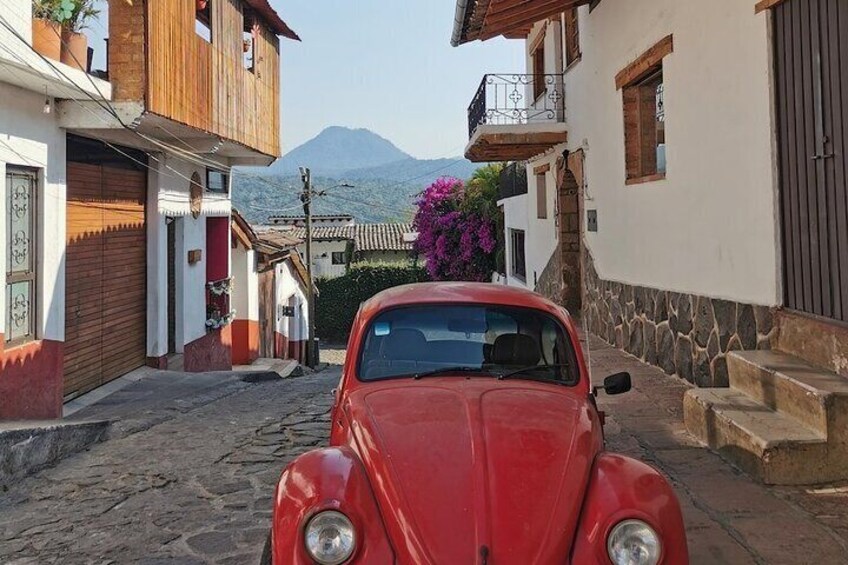 Valle de Bravo Tour: Walk in Magical Town and Ride a Jet Ski