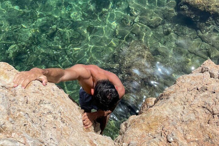 Palma de Mallorca: Small Group Tour by Locals in Hidden Coves