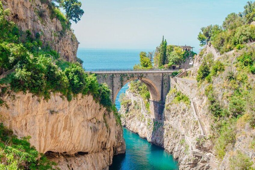 Boat Tour from Amalfi a Dream Trip on the Amalfi Coast