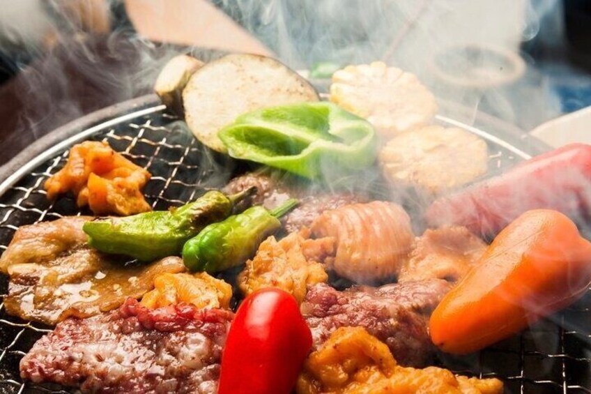 Enjoy eating Yakiniku BBQ!