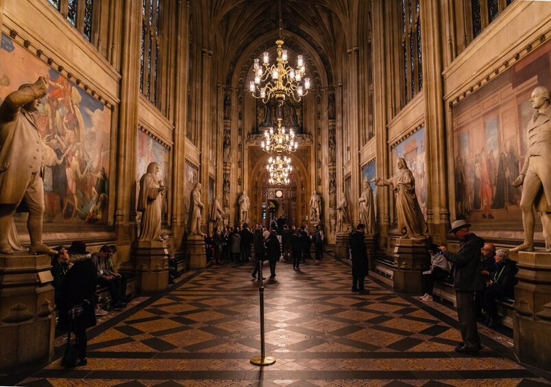 Exclusive Houses of Parliament Tour with Guided Visit & Skip the Line Westminster Abbey Tour