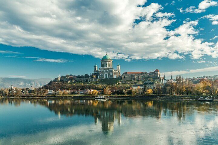 Danube Bend Delight: Full-Day Private Tour from Budapest