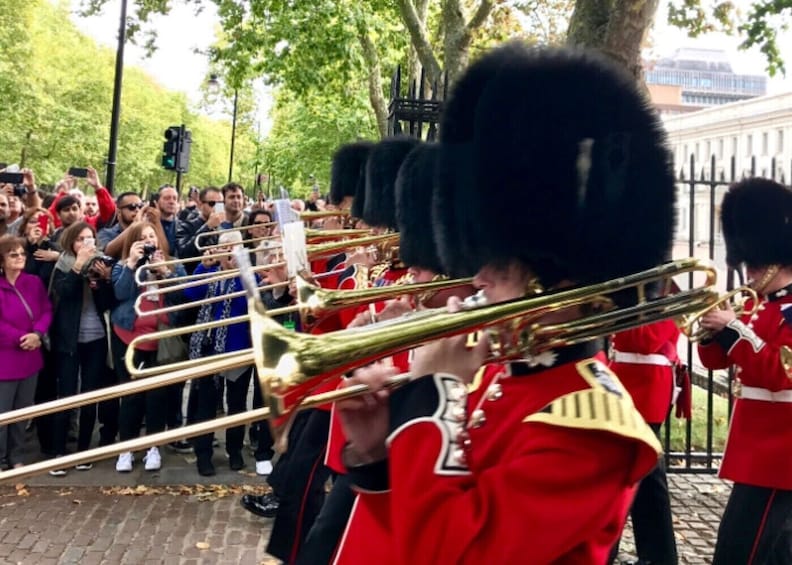 London in a Day: Tower of London, Westminster Abbey & River Cruise