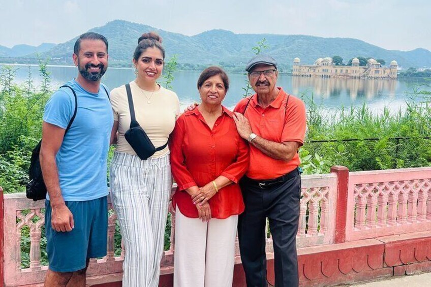 Private Jaipur Guided Tour from Delhi