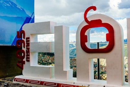 Private Tour Cholets, Andean Architecture of El Alto from La Paz