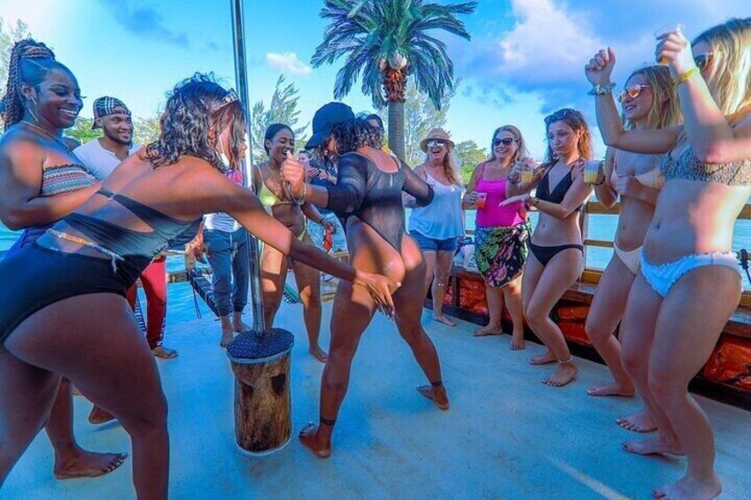 Negril Boat Party Experience