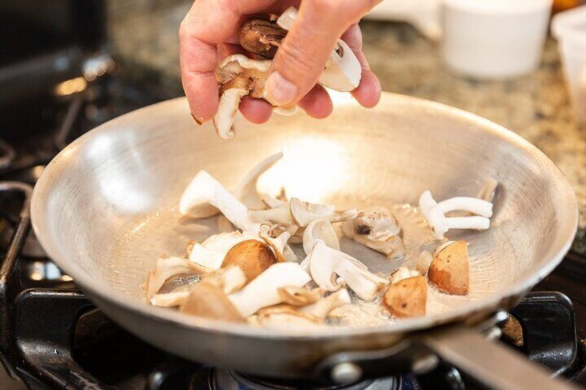 Handmade Pesto Gnocchi Cooking Class in St Louis