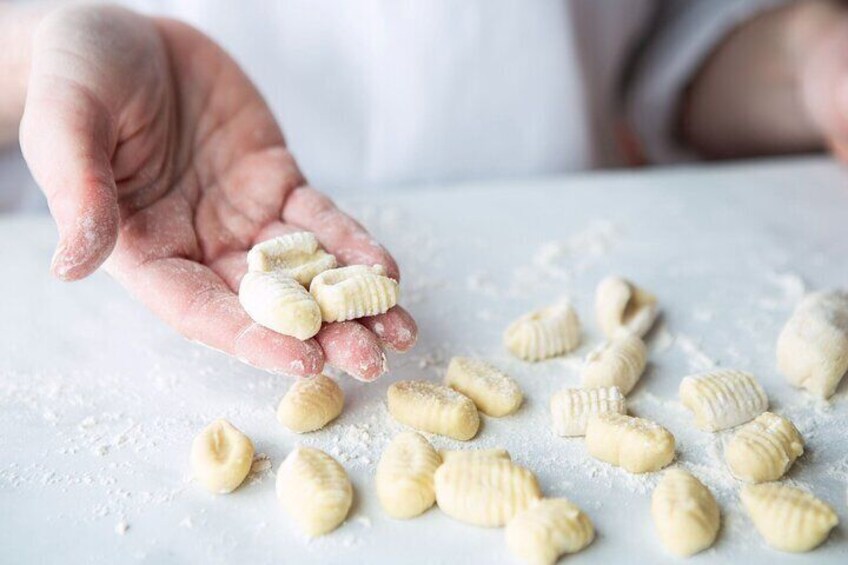 Handmade Pesto Gnocchi Cooking Class in St Louis