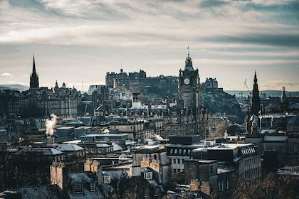 Edinburgh Enchantment 3 uur durende privéwandelervaring