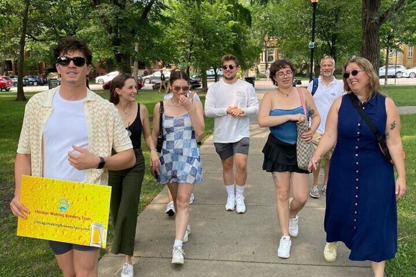 Chicago Walking Brewery Tour in Logan Square