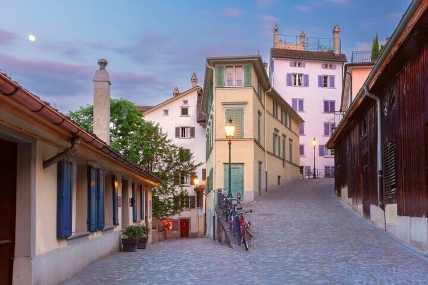 Private Tour of Zurich’s Jewish Quarter, Synagogue and Old Town