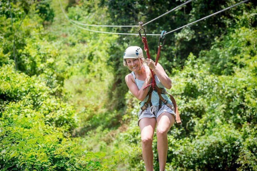 Guachipelin Volcano Private Tour with Guide and Transfer included