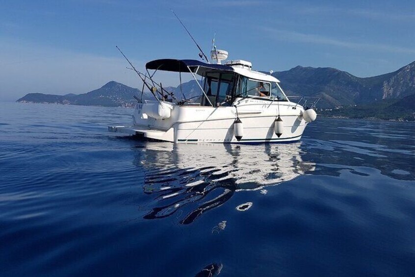 Rent a boat in Marina Bar Montenegro