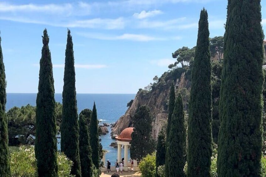 Private Wine Tasting Tour in Marimurtra Garden and Blanes City