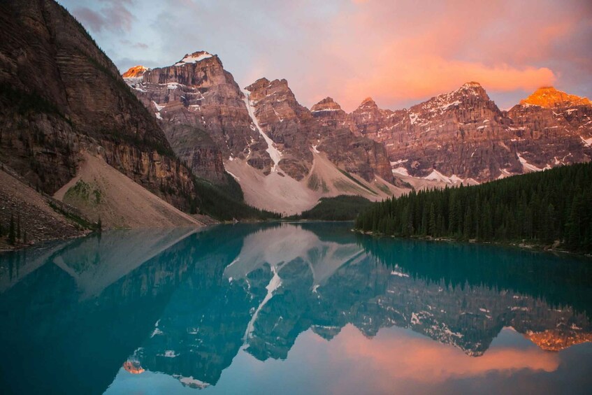 Picture 1 for Activity Banff/Canmore: Lake Louise, Moraine Lake & Johnston Canyon