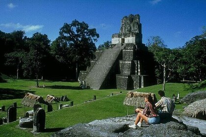 Mayan adventure in Tikal