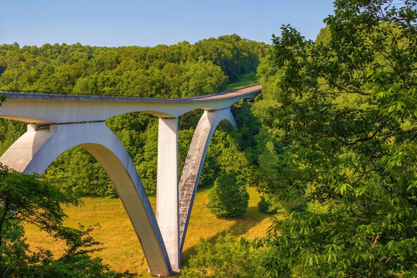 Natchez Trace Parkway: Self-Guided Driving Audio Tour