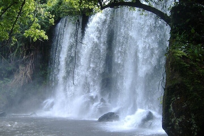 Kulen Mountain Waterfall og Historical Wonders Private Tour