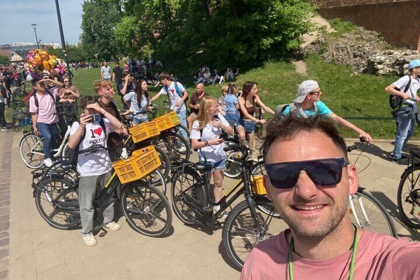 3-Hour Guided Bike Tour Highlighting Krakow
