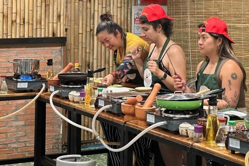 Vietnam Flavour: Market to Table Cooking Experience